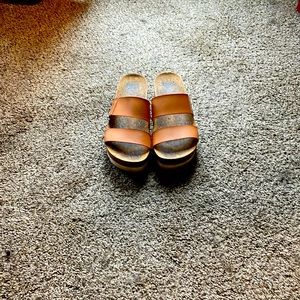 Reef Vista Cushion Hi! Only worn a handful of times.  They are to big!